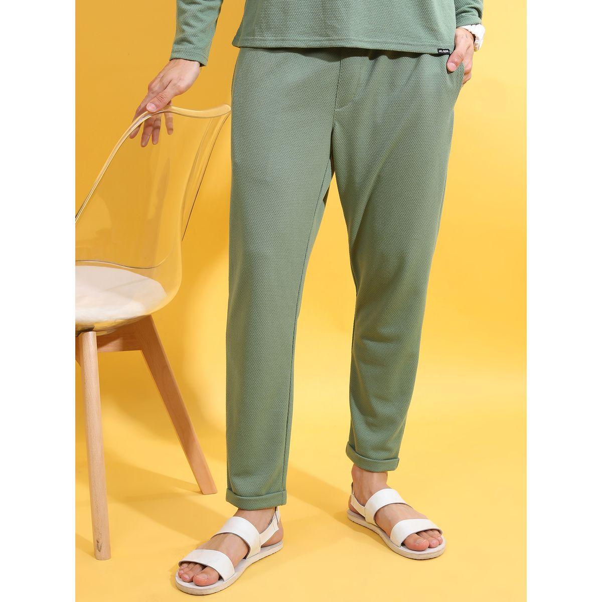 بنطال رياضي بتفاصيل بارزة الملمس هايلاندر × ستايلي-men-clothing-bottoms-joggers-image-1