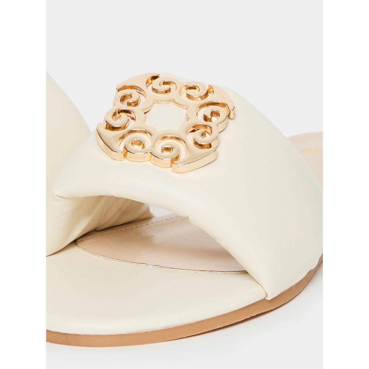 Styli Metal Accent Flat Sandal-women-shoes-heels-image-5