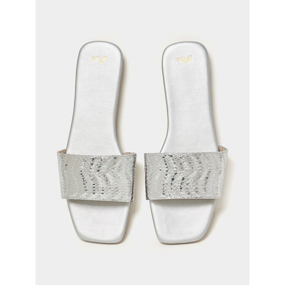 Styli Textured Strap Flat Sandals-women-shoes-sandals-flats-image-4