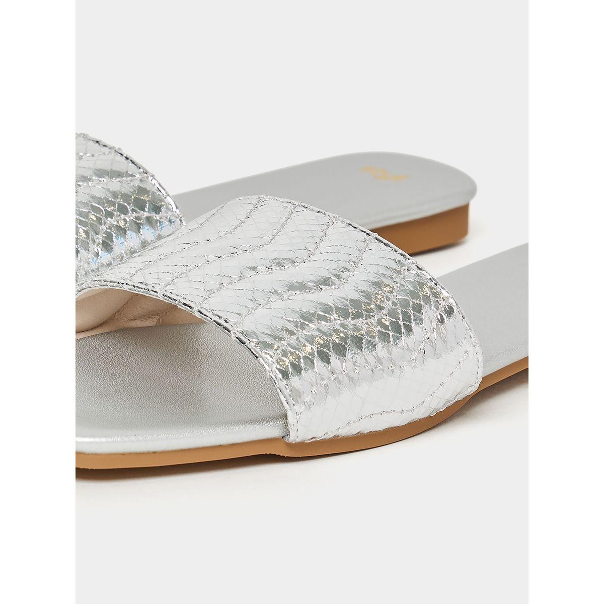 Styli Textured Strap Flat Sandals-women-shoes-sandals-flats-image-5