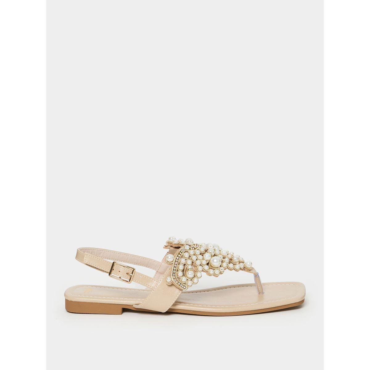 صندل فلات مزين بلؤلؤ صناعي-women-shoes-sandals-flats-image-2