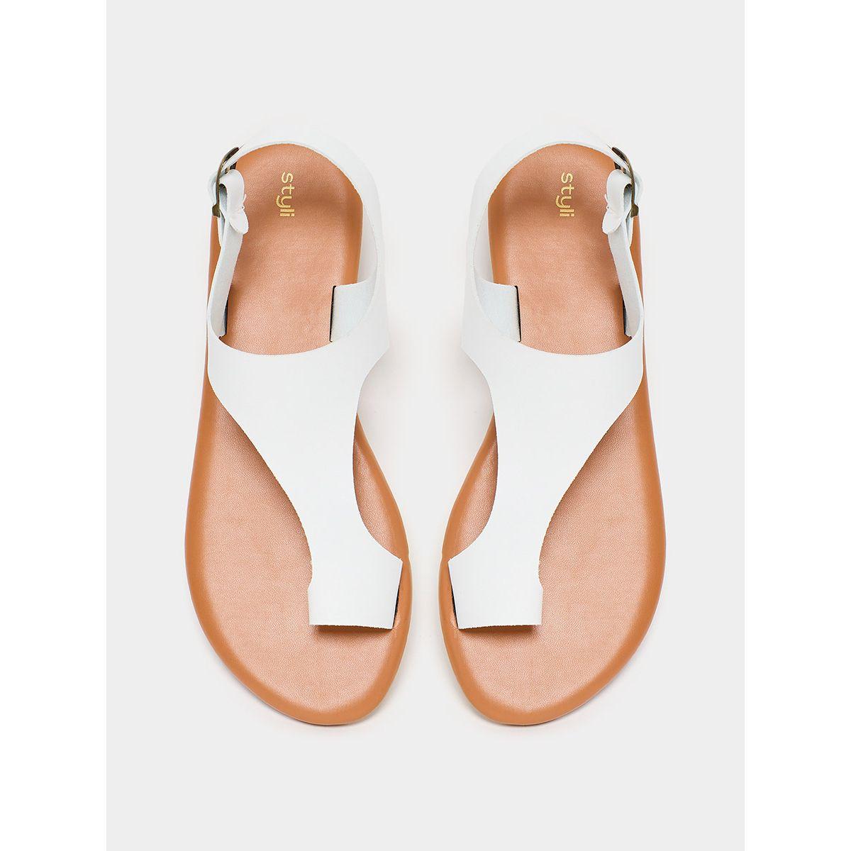 Styli Solid Toe Detail Flat Sandal-women-shoes-sandals-flats-image-5