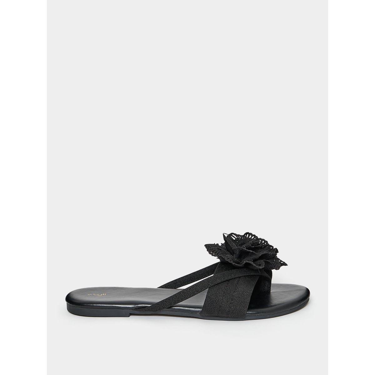 Styli Solid Flower Embellished Flat Sandal-women-shoes-sandals-flats-image-2