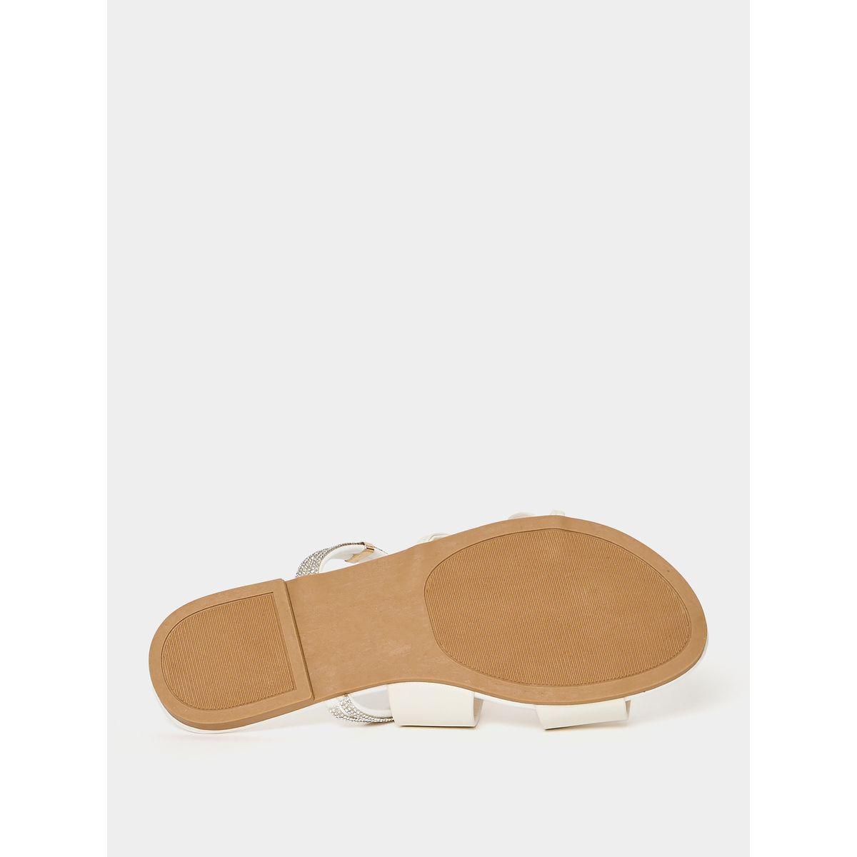 صندل فلات مزين بسير براق-women-shoes-sandals-flats-image-6