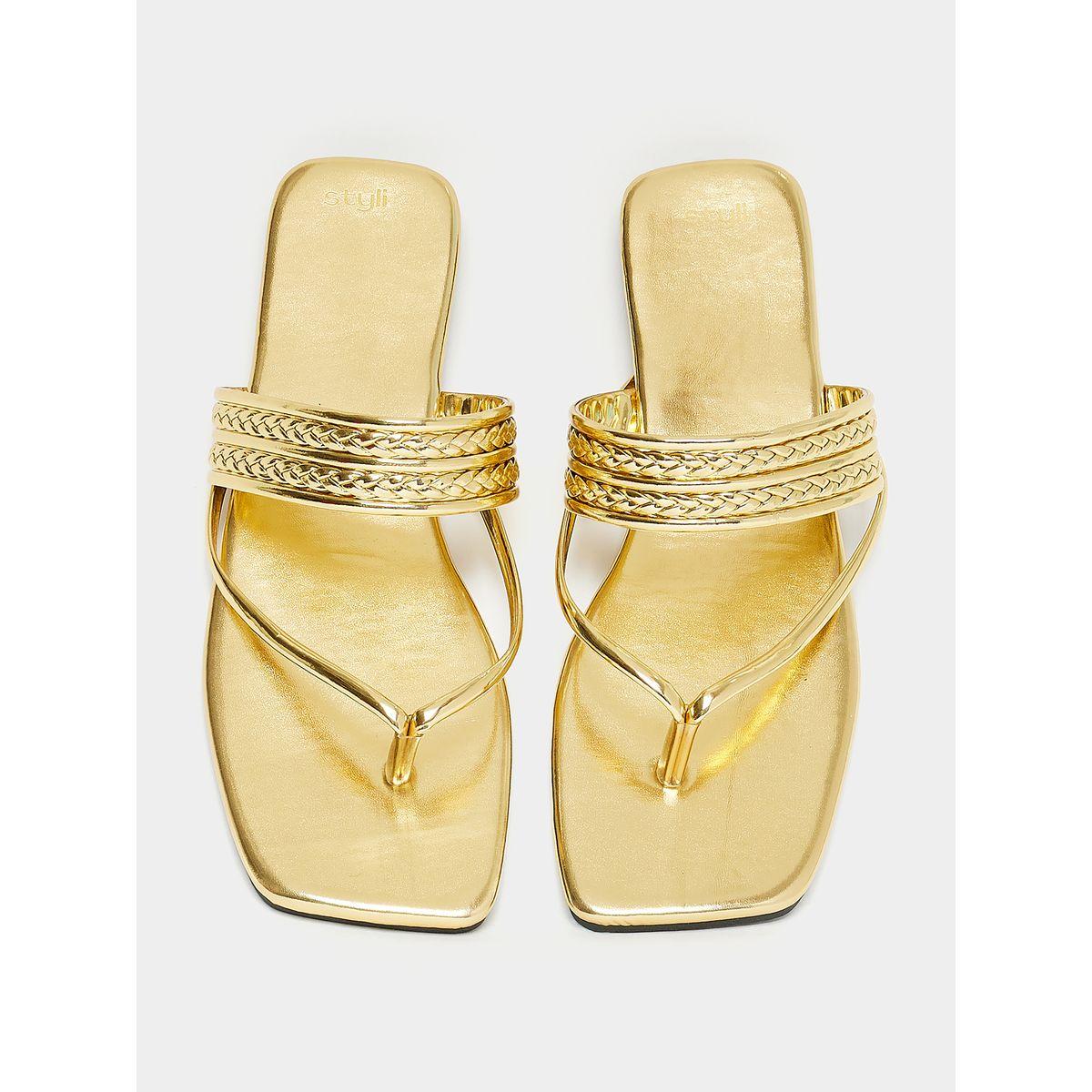 صندل فلات بتفاصيل بارزة الملمس-women-shoes-sandals-flats-image-4
