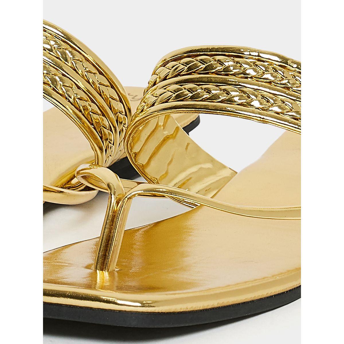 صندل فلات بتفاصيل بارزة الملمس-women-shoes-sandals-flats-image-6