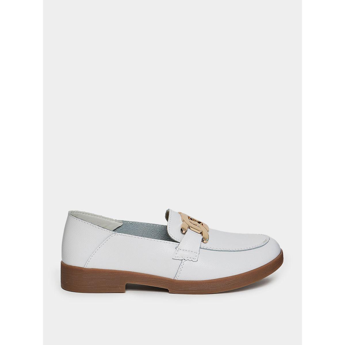 حذاء لوفرز بمقدمة دائرية-women-shoes-loafersandmoccasins-image-1