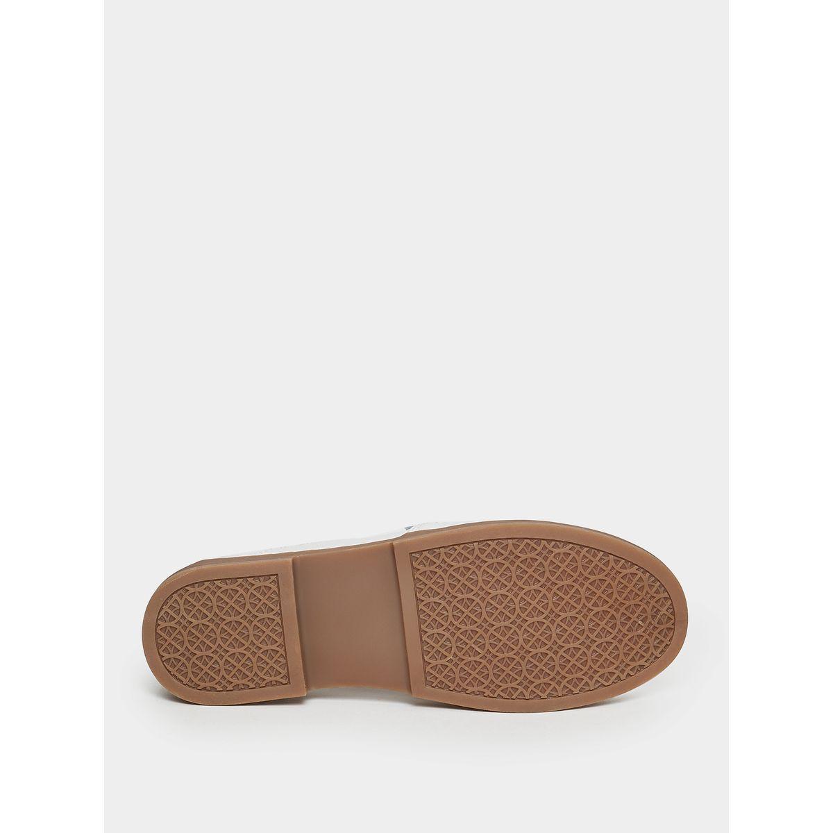 حذاء لوفرز بمقدمة دائرية-women-shoes-loafersandmoccasins-image-6