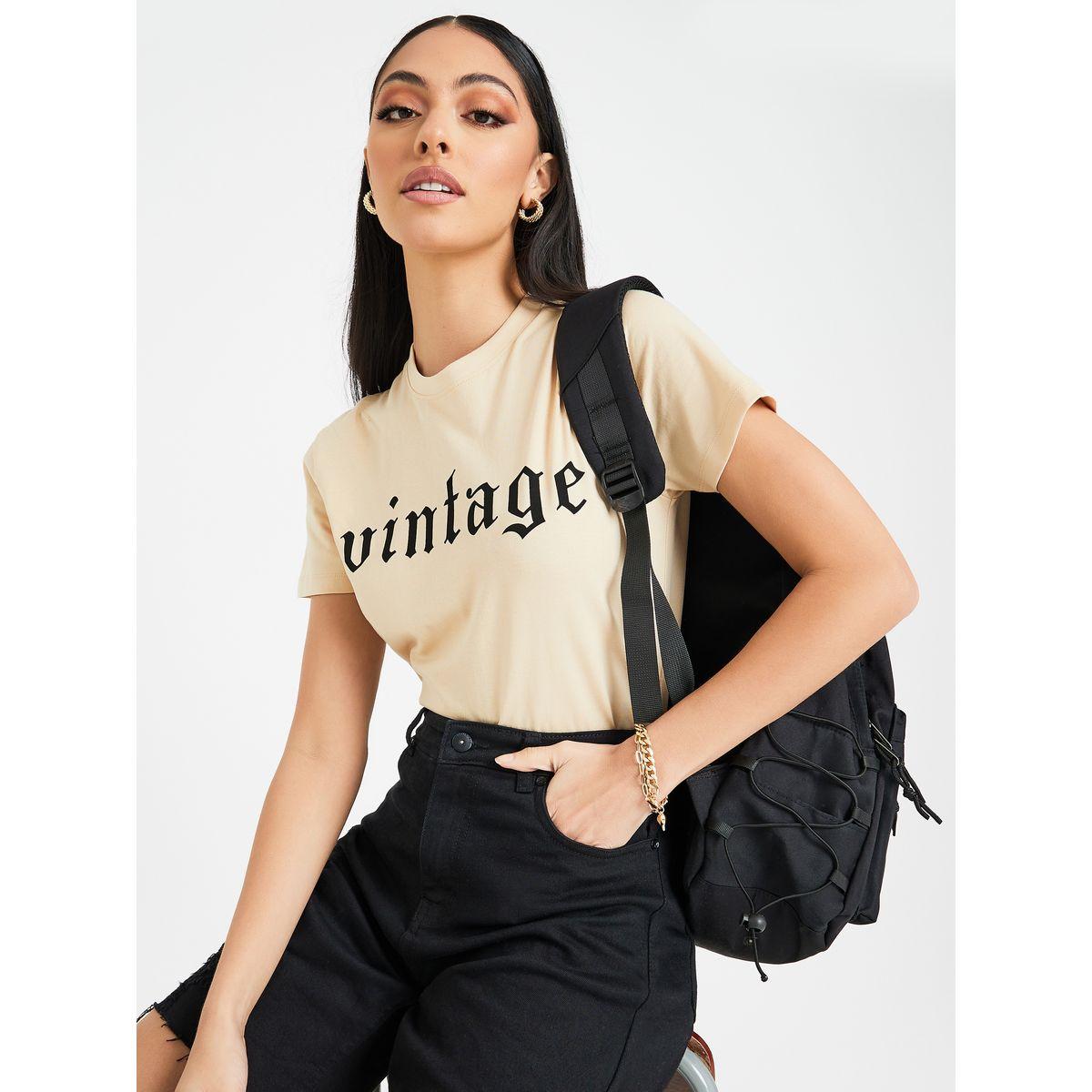 تيشيرت مطبع بطبعة كتابة-women-clothing-tshirts-image-1