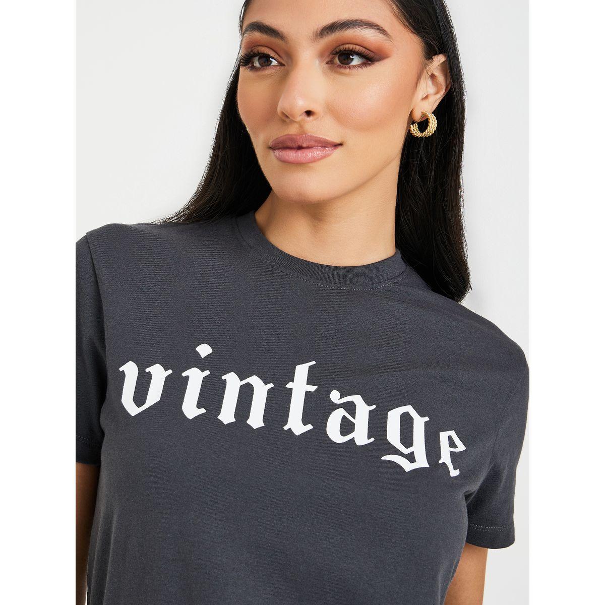 تيشيرت مطبع بطبعة كتابة-women-clothing-tshirts-image-4