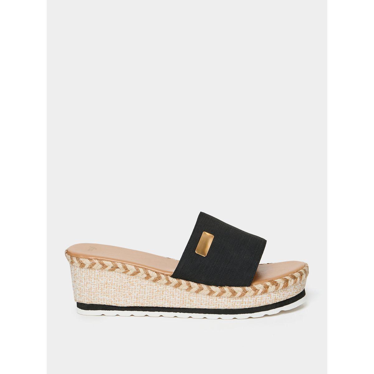 صندل بتفاصيل بارزة الملمس-women-shoes-heels-image-2