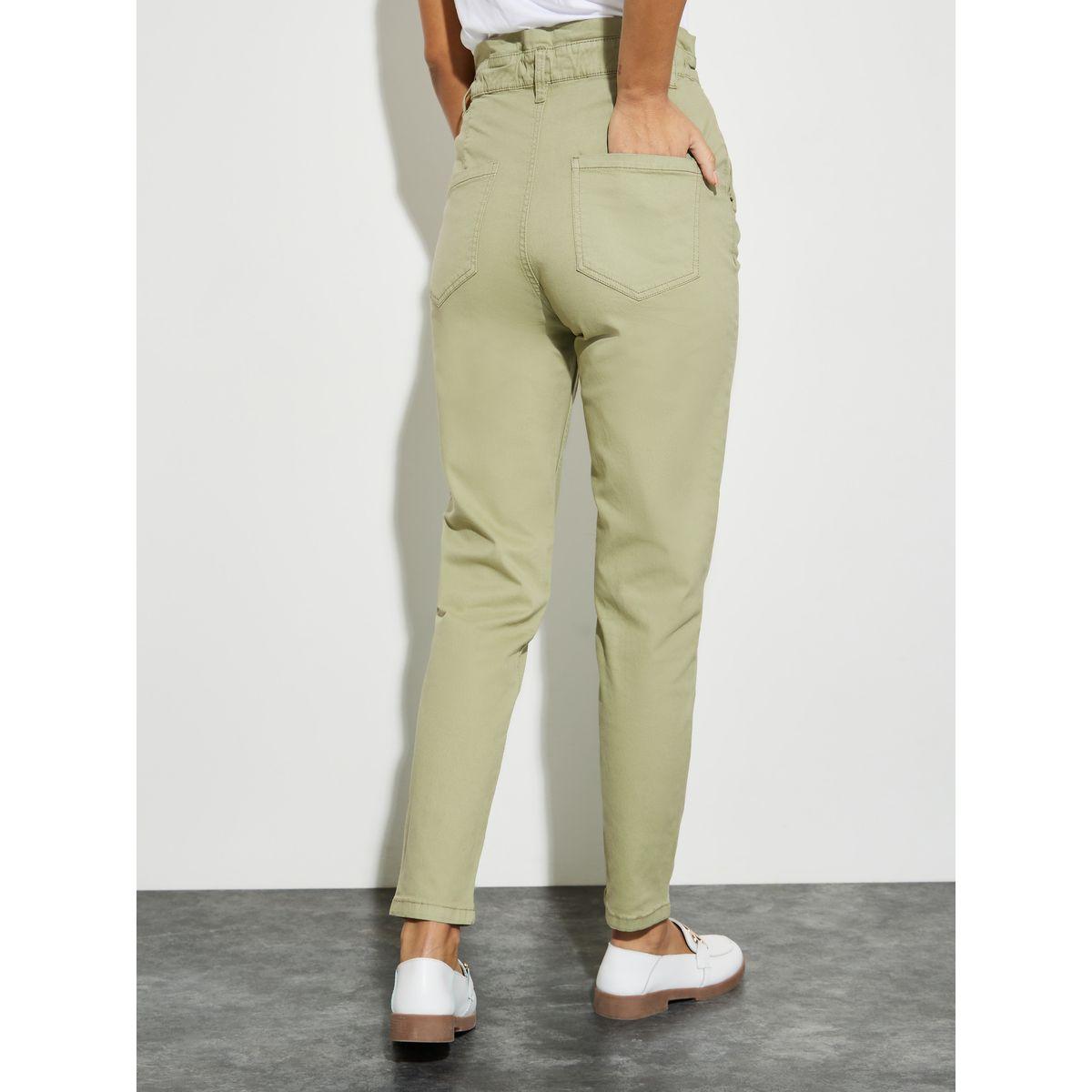 جينز بقصة موم وخصر بيبر باغ-women-clothing-bottoms-jeans-image-5