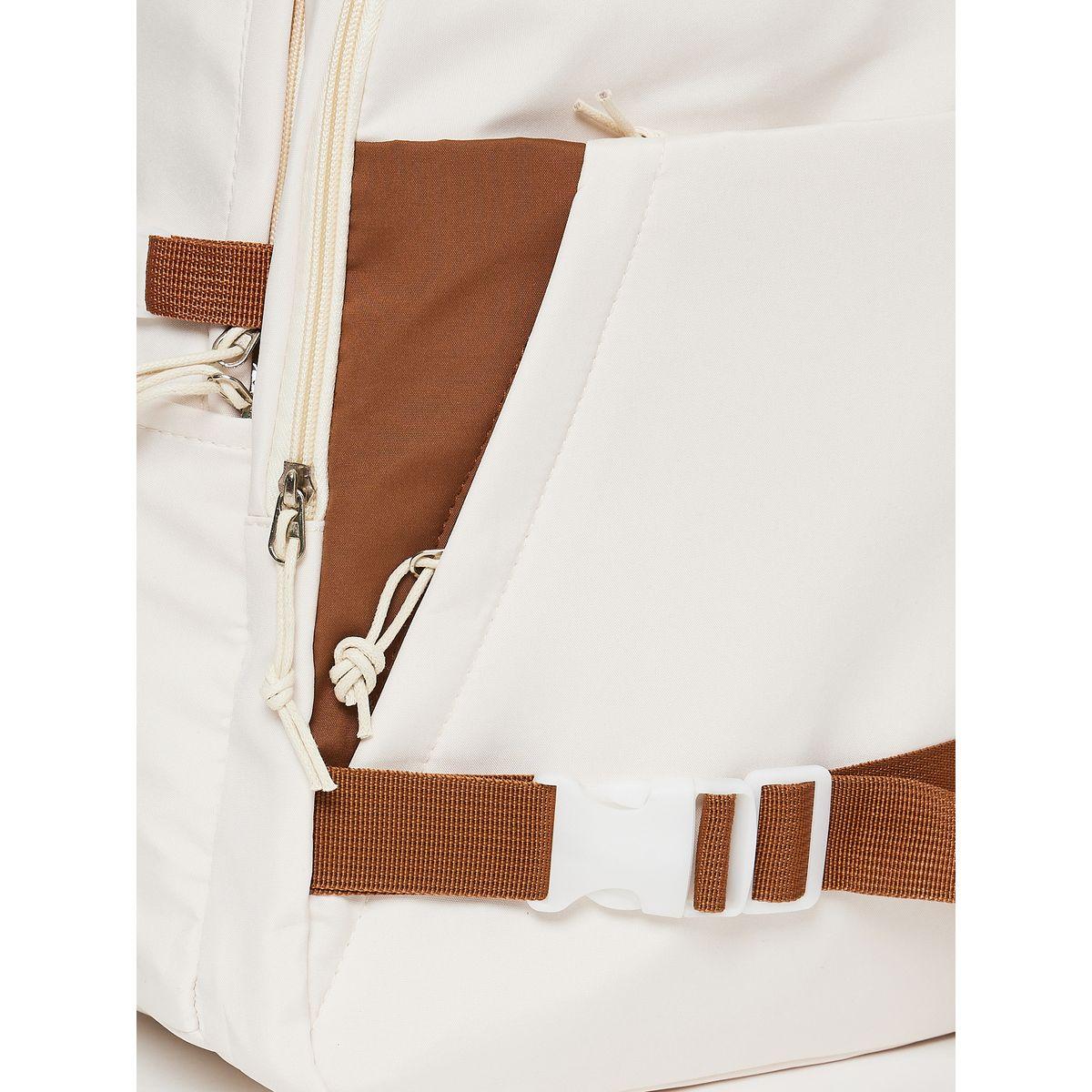شنطة ظهر بمشبك غلق-women-bagsandwallets-backpacks-image-2