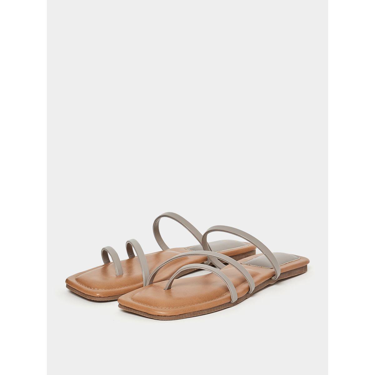 صندل فلات بسيور رفيعة-women-shoes-sandals-flats-image-3