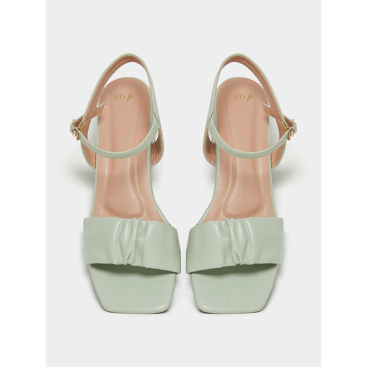صندل كاجوال بكعب منخفض-women-shoes-sandals-flats-image-4