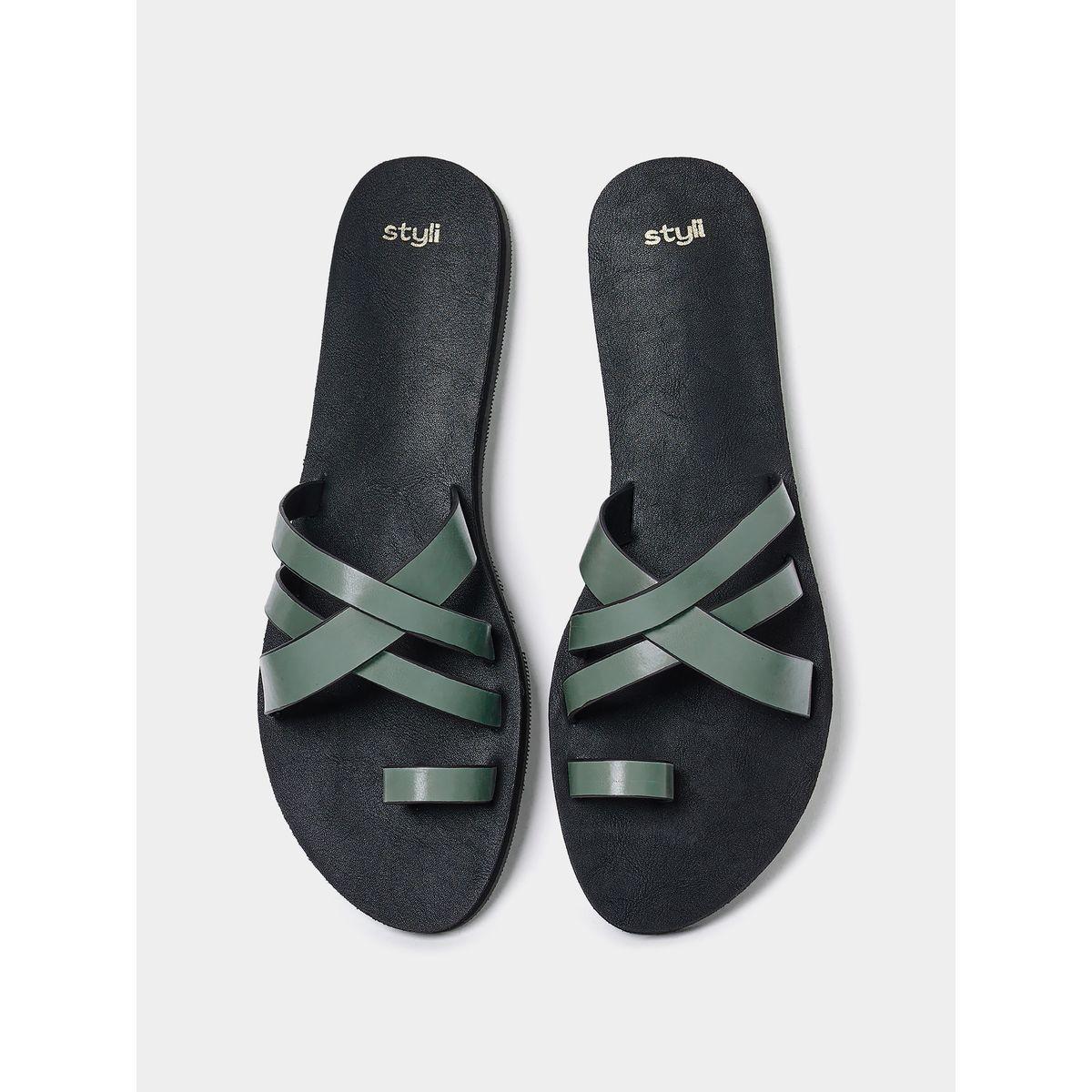 Styli Interlocked Band Toe Loop Flat Sandals-women-shoes-sandals-flats-image-4