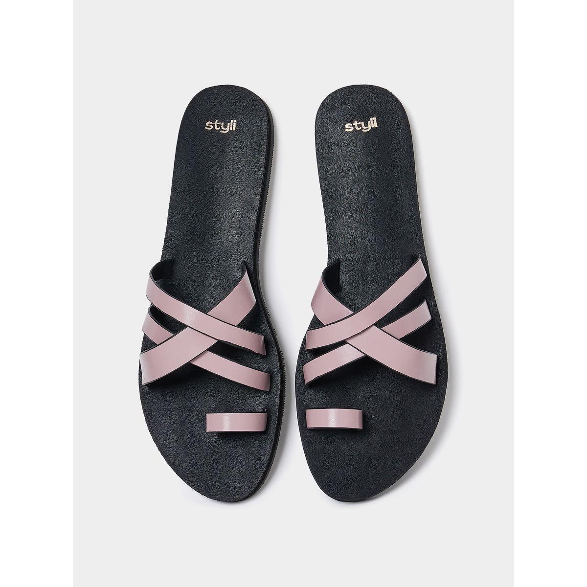 صندل فلات بسيور كروس-women-shoes-sandals-flats-image-4