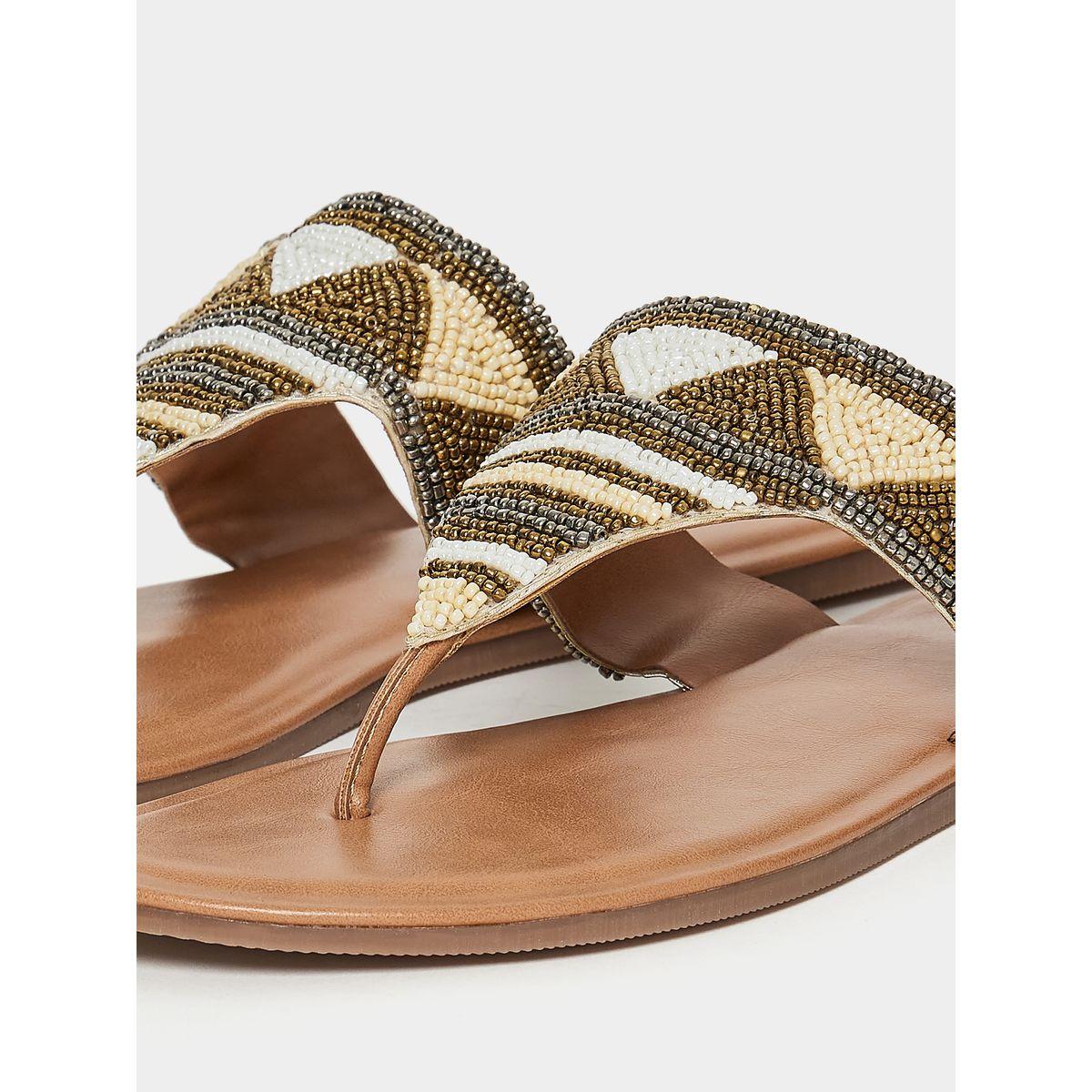 صندل فلات بسير مزين بالخرز-women-shoes-sandals-flats-image-6