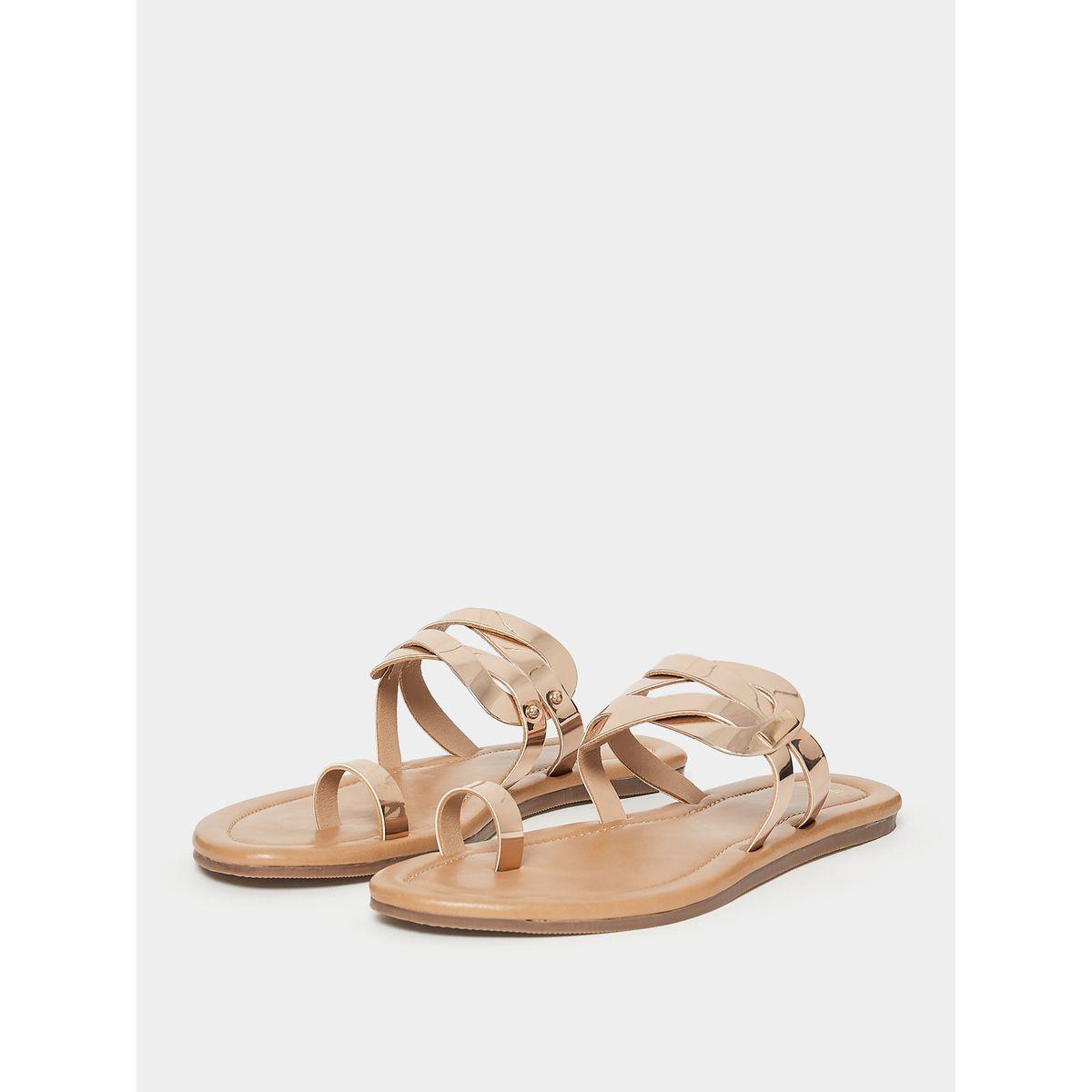 صندل فلات بسيور لامعة-women-shoes-sandals-flats-image-3