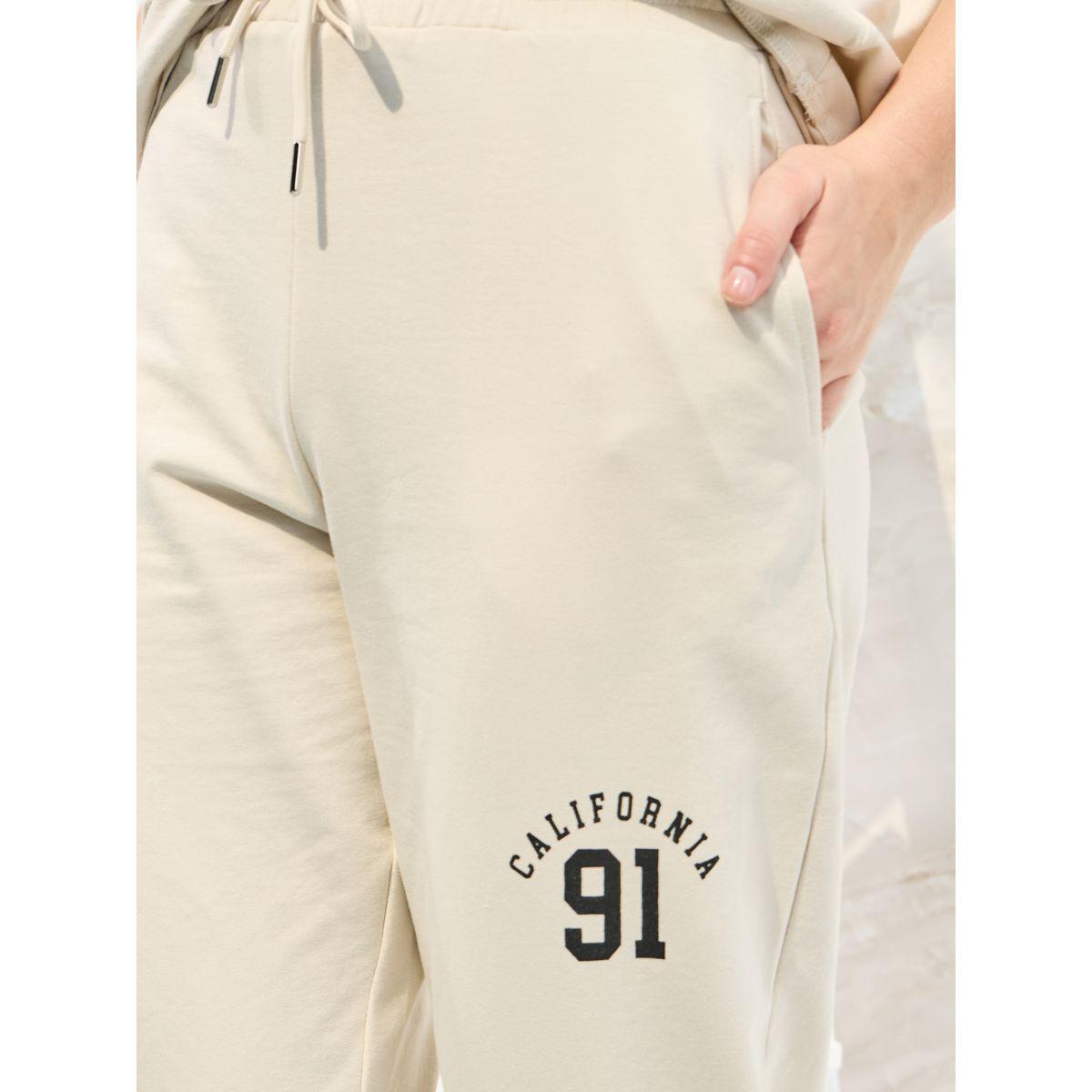 طقم منسق من ( جوغر + تيشيرت )-women-clothing-coordsets-image-5