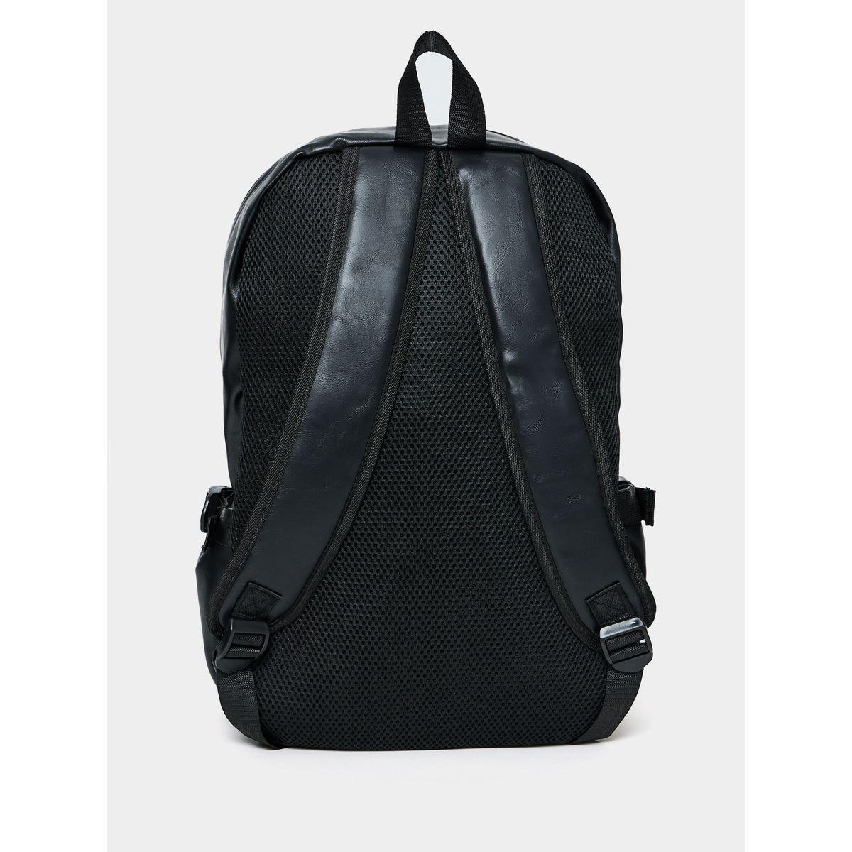 شنطة ظهر بجلد صناعي-women-bagsandwallets-backpacks-image-3