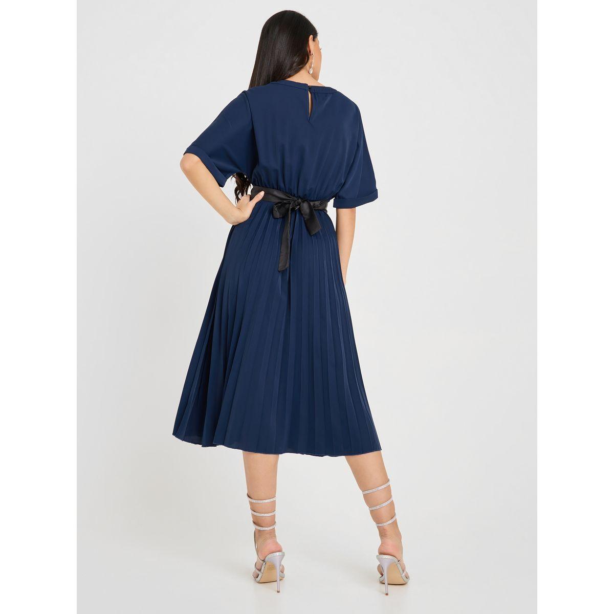 Styli Pleated Detail Belted A-Line Midi Dress-women-clothing-dresses-image-4