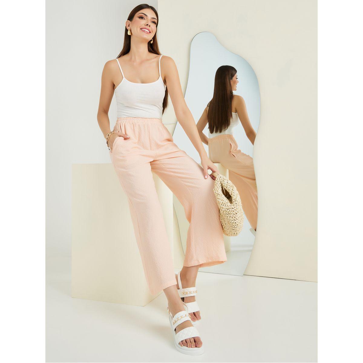 بنطال قصير بقصة مريحة-women-clothing-bottoms-trousers-image-1