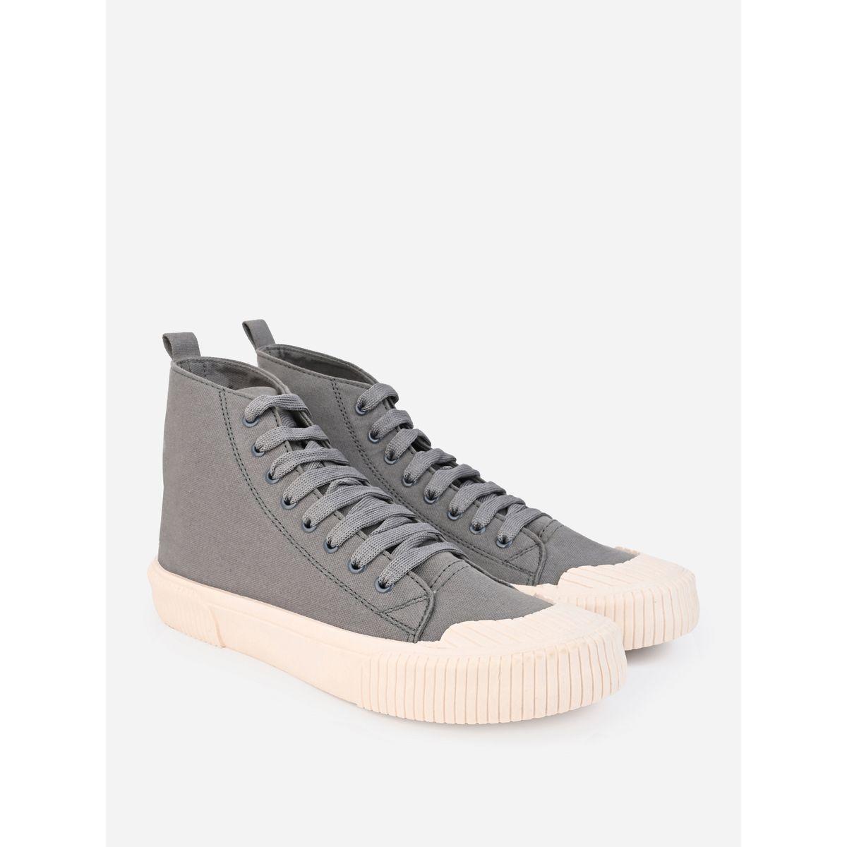 حذاء سنيكرز بنسيج كانفاس ورباط غلق-men-shoes-sneakers-image-3