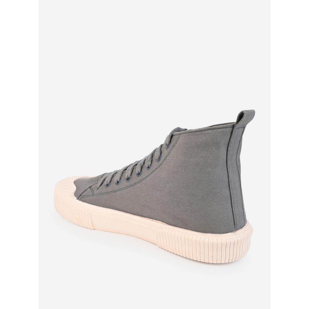 حذاء سنيكرز بنسيج كانفاس ورباط غلق-men-shoes-sneakers-image-4