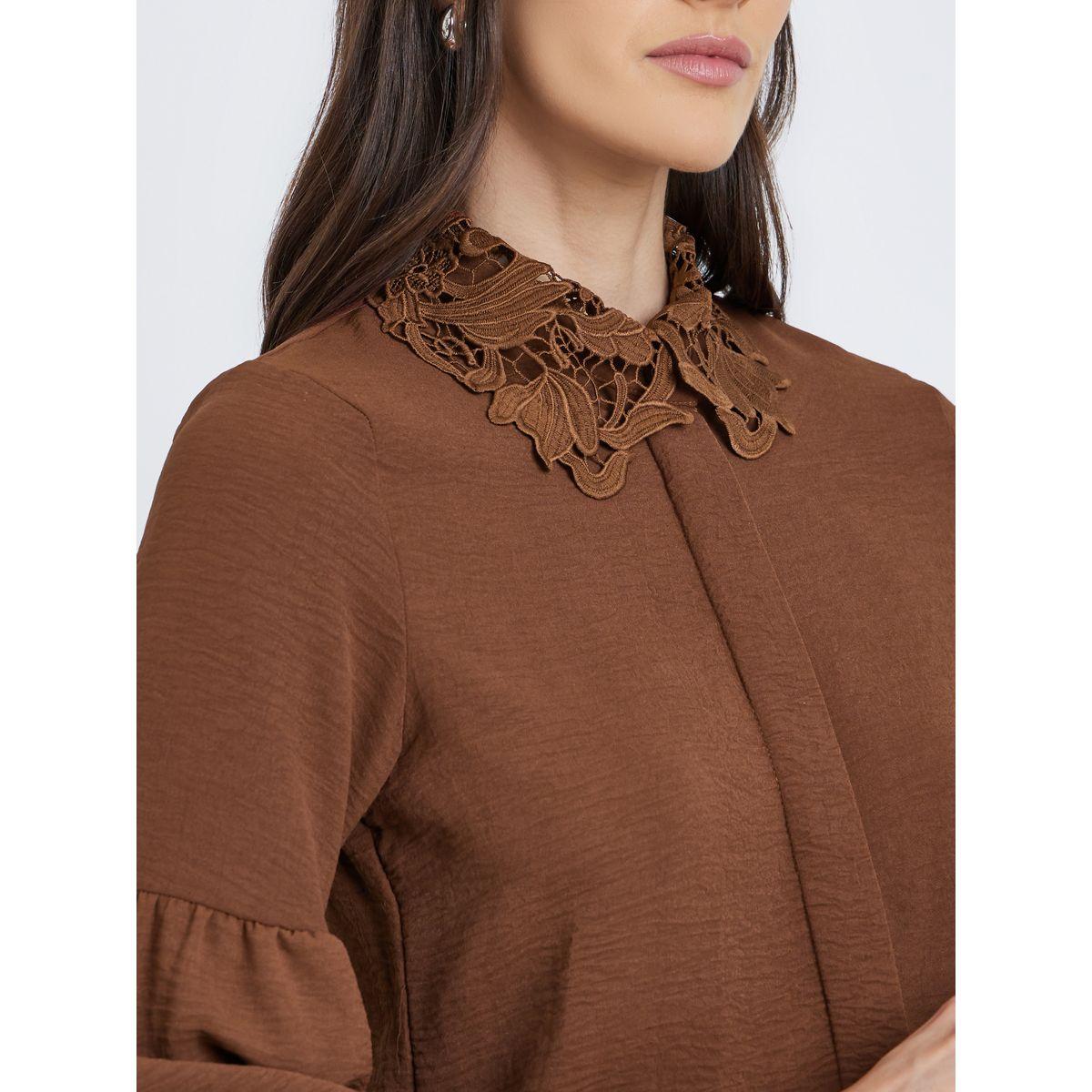 بلوزة بقصة مريحة مع تفاصيل ياقة دانتيل-women-clothing-shirtsandblouses-shirts-image-4