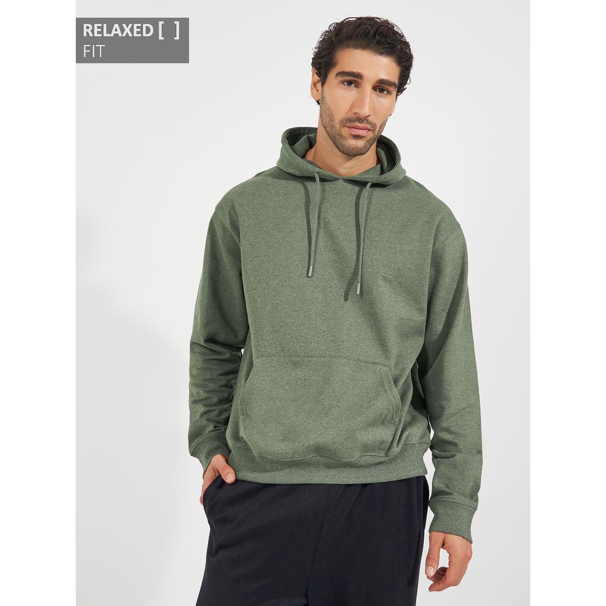 هودي فليس بقصة مريحة وجيوب كانجارو-men-winterwear-hoodiesandsweatshirts-image-1