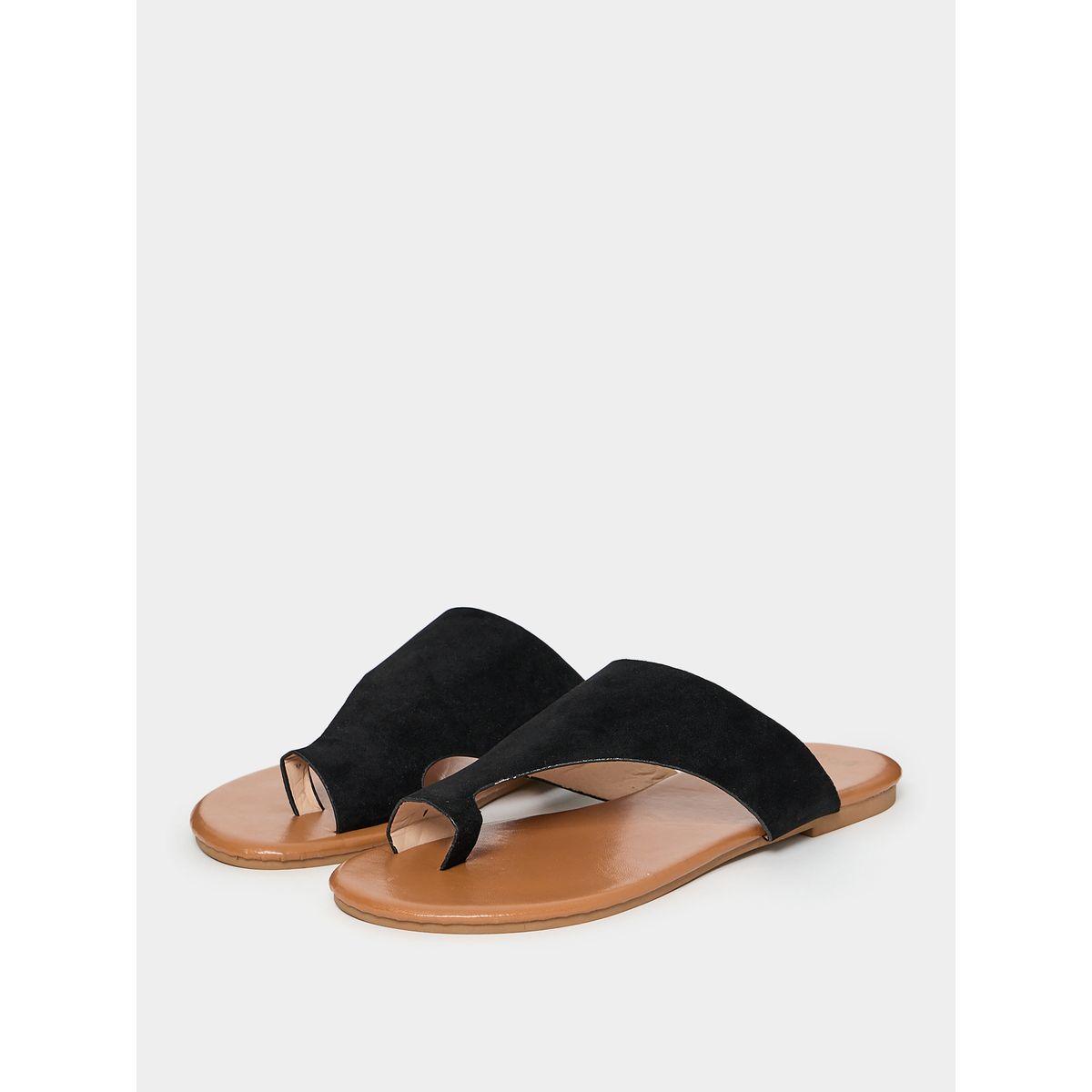 Styli Solid Toe Detail Flat Sandal-women-shoes-sandals-flats-image-3