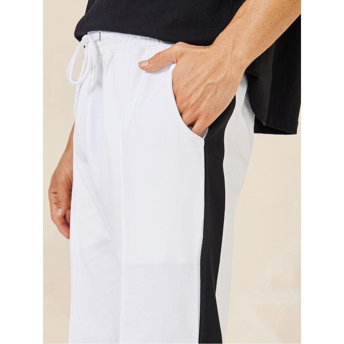 جوغر بقصة مستقيمة وحزوز-men-clothing-bottoms-joggers-image-3