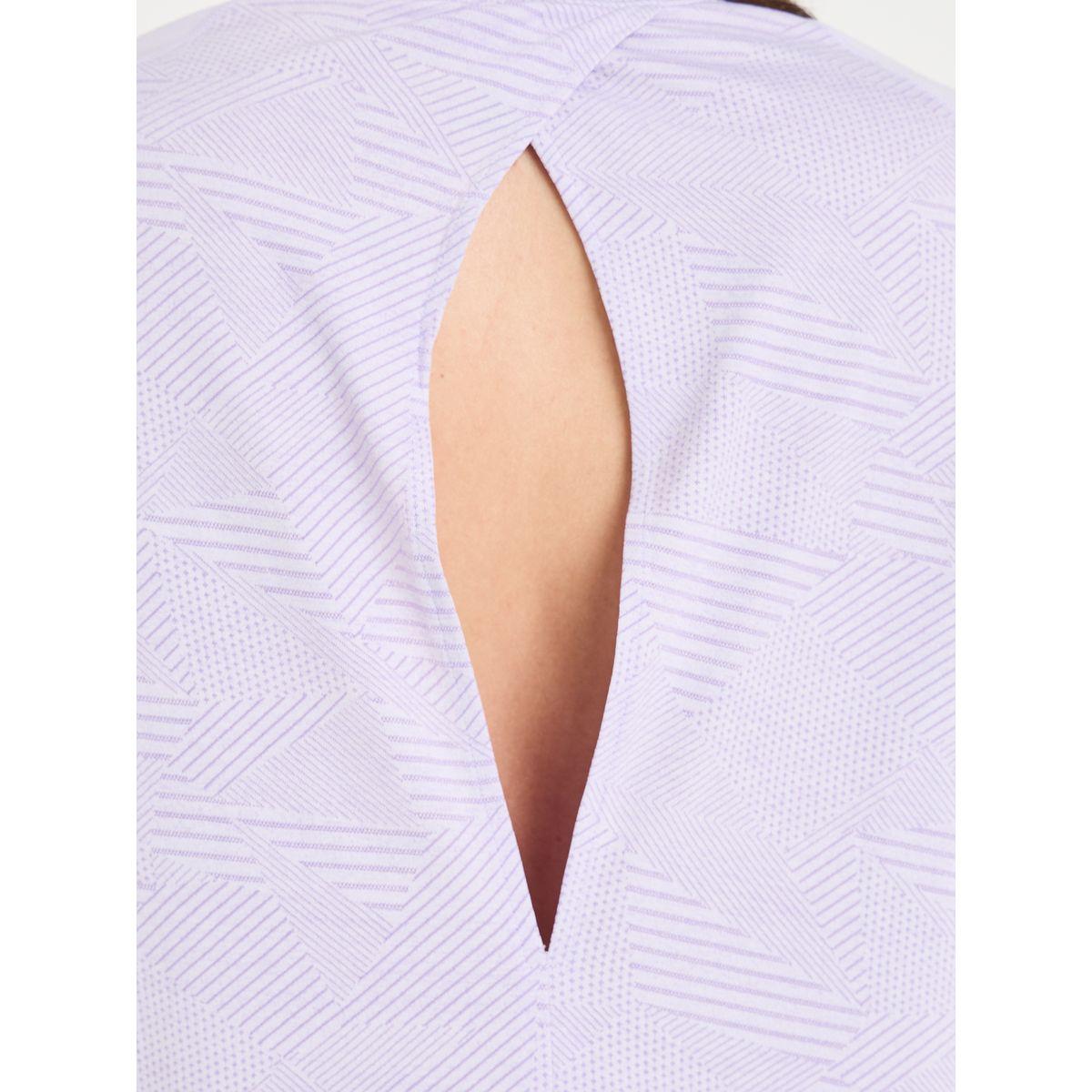 Styli Active Textured Peep Back Single Side Slit Top-women-clothing-sportswearandactivewear-tshirtsandvests-image-3