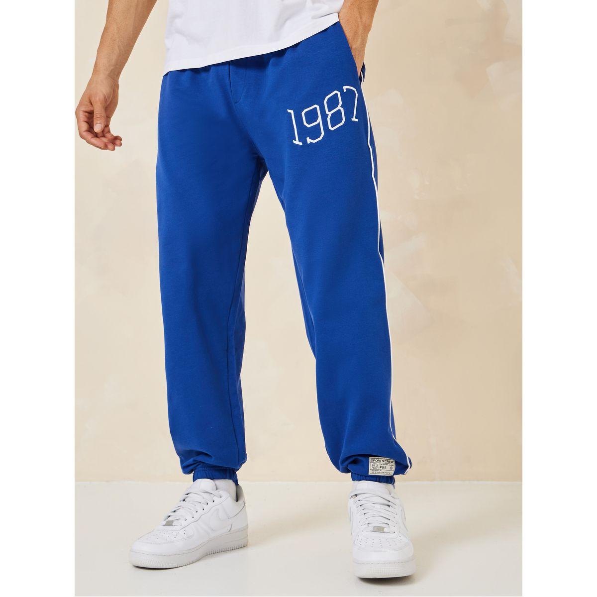 جوغر بقصة مريحة وحزوز-men-clothing-bottoms-joggers-image-3