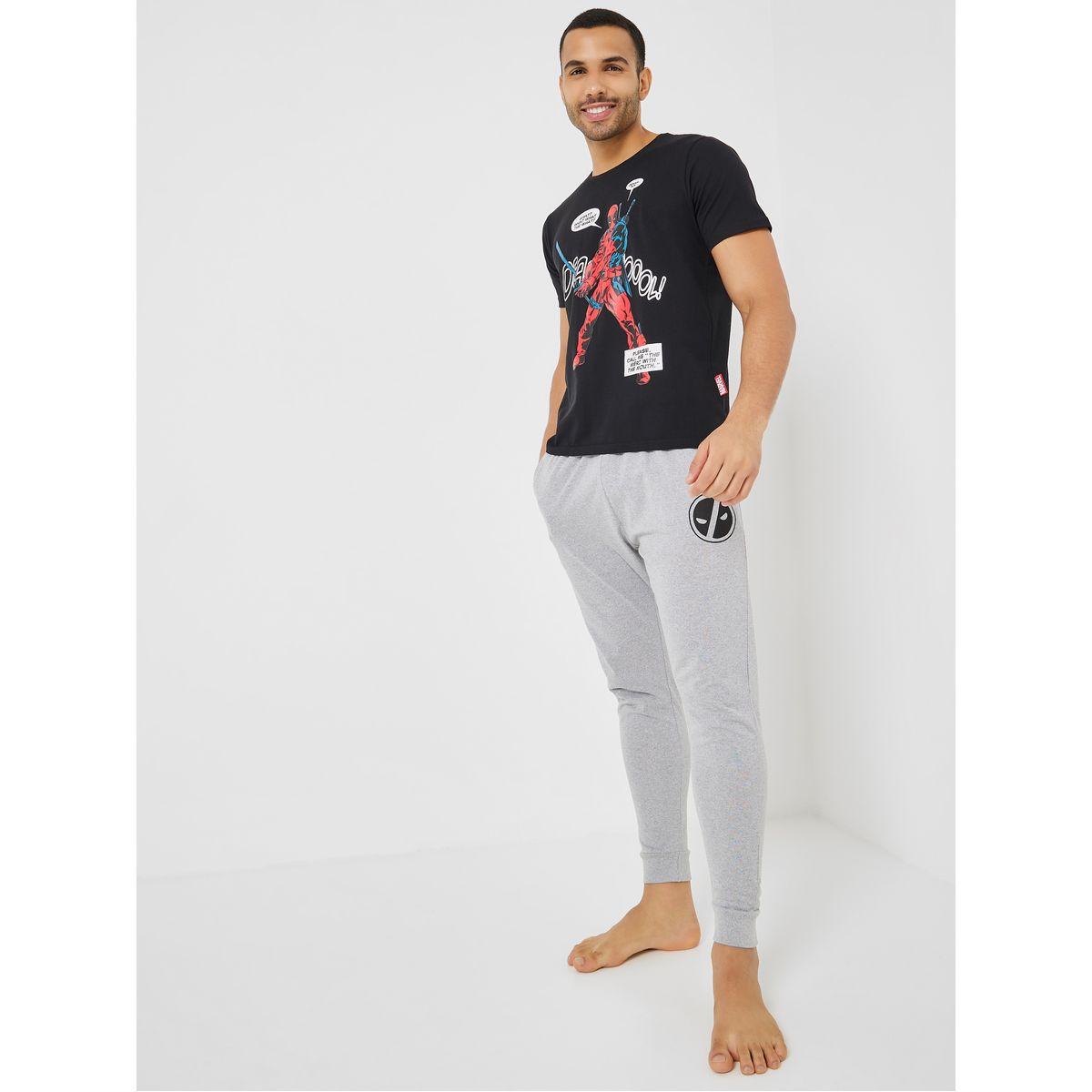 Deadpool Graphic Cotton T-Shirt & Pyjama Set -men-clothing-nightwear-sets-image-1