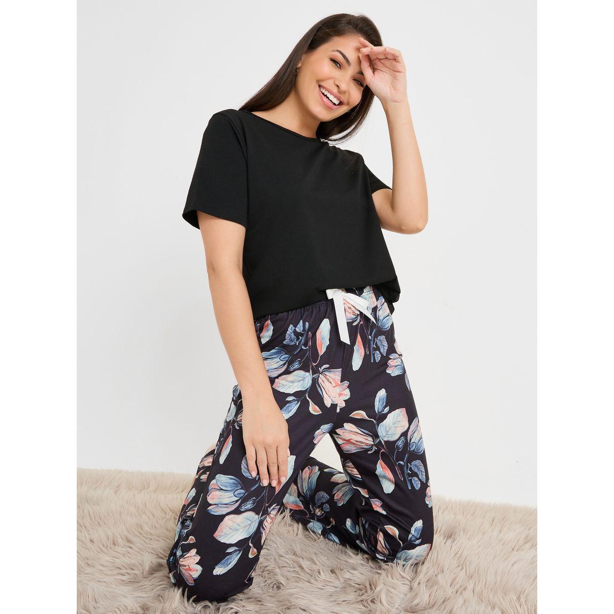 Styli Unwind Solid Tee & Floral Straight Leg Pyjama Set-women-clothing-nightwear-pyjamas-longsets-image-1