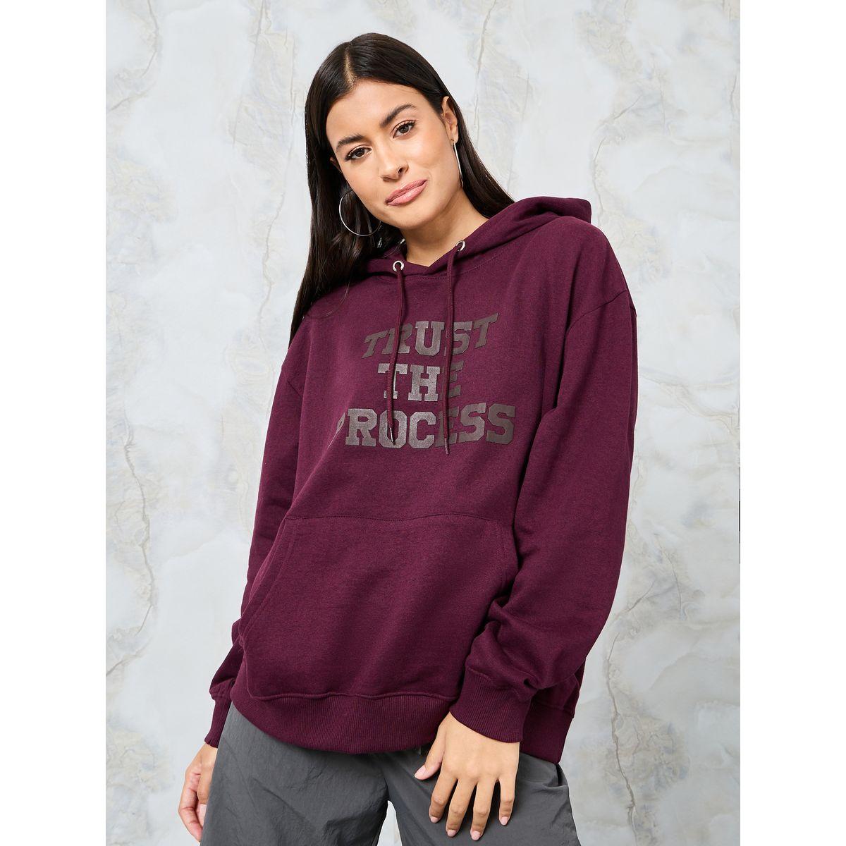 هودي مطبع بكتابة مع جيب-women-winterwear-hoodiesandsweatshirts-hoodies-image-1