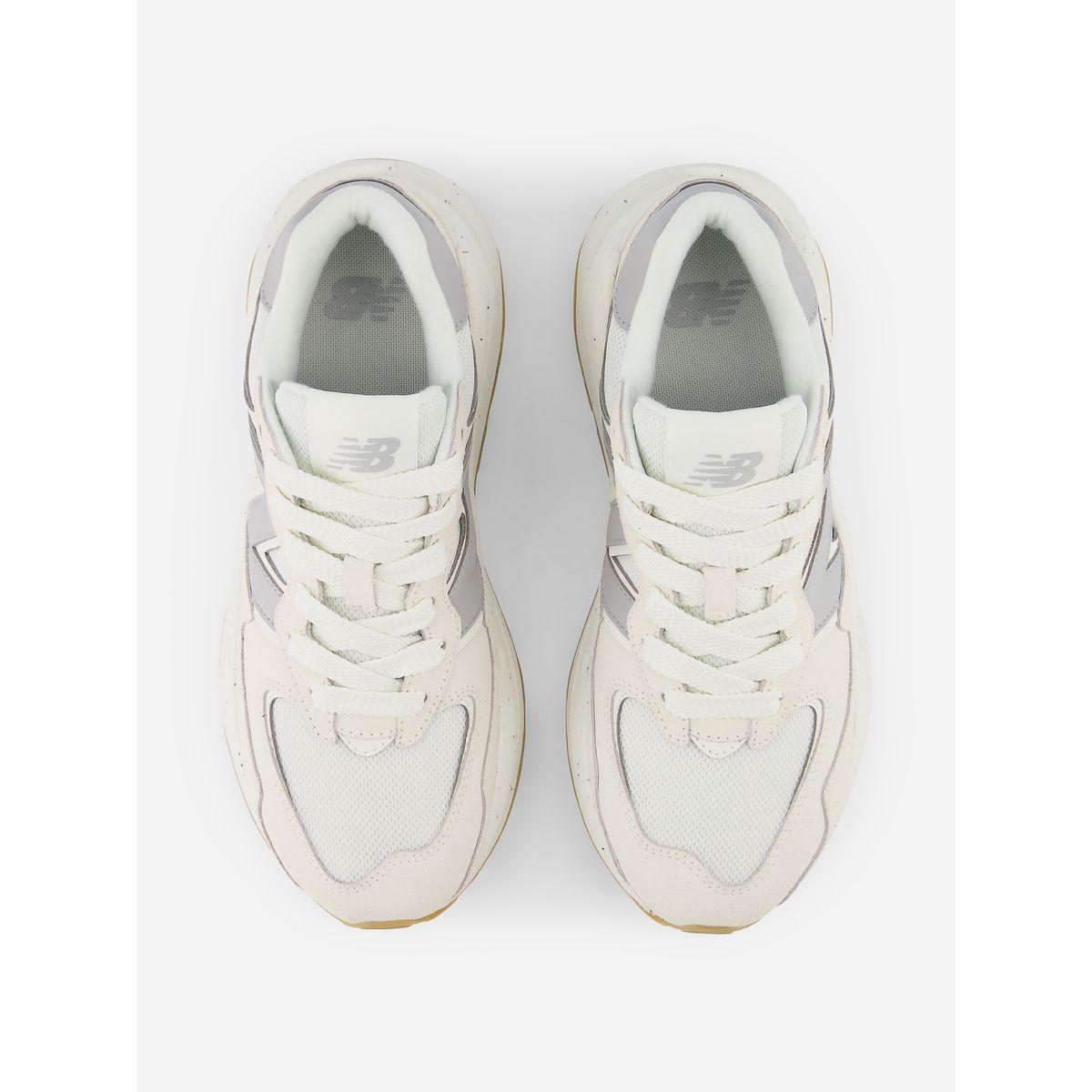 New Balance 5740 Suede Upper Sneakers-women-shoes-sneakers-image-5