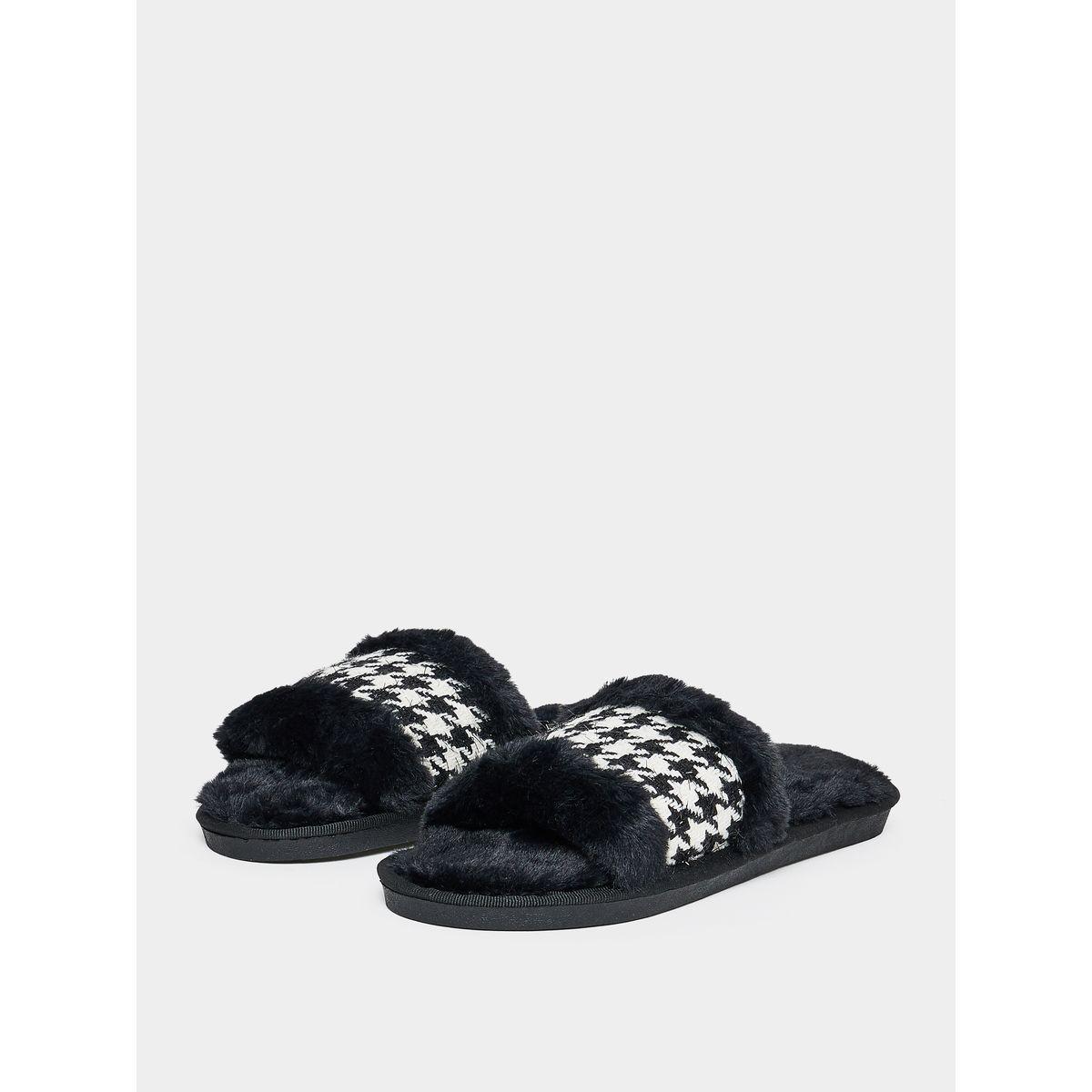 Styli Checkered Design Furry Bedroom Slipper-women-shoes-bedroomslippers-image-3