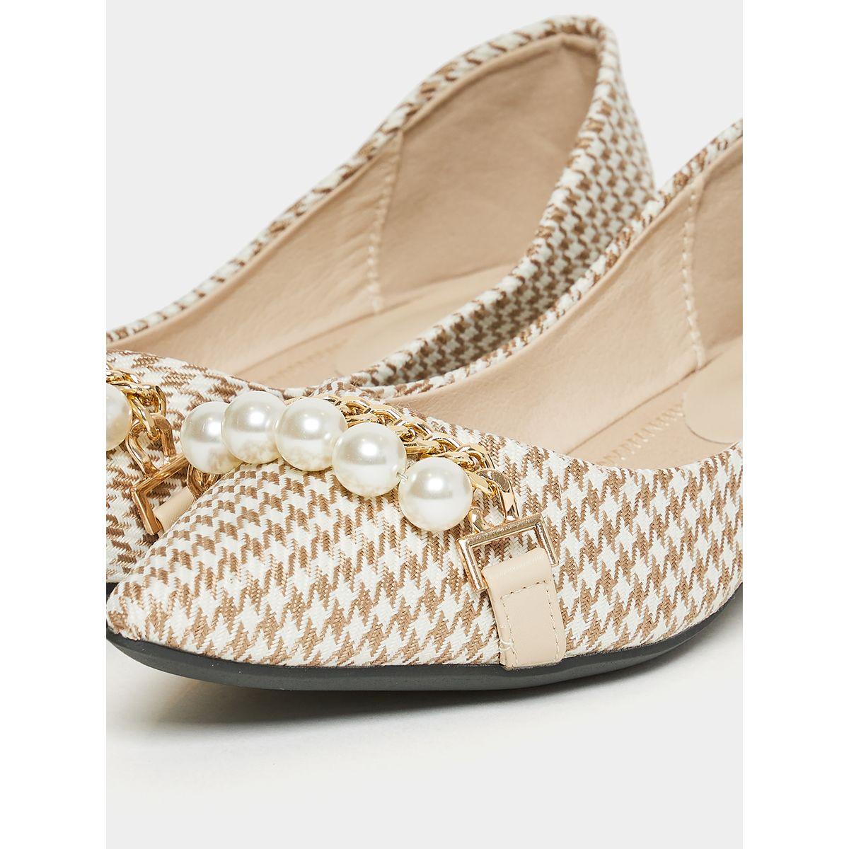 Styli Houndstooth Pattern Embellished Shoes-women-shoes-heels-image-5