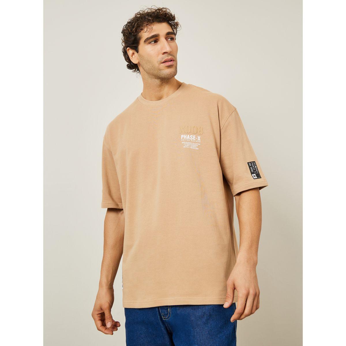 تيشيرت واسع مع شارة منسوجة-men-clothing-tshirtsandpolos-tshirts-image-1