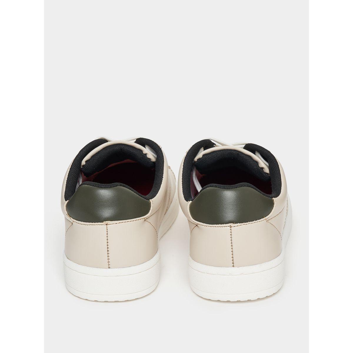 Styli Stitched Contrast Tab Detail Low Top Sneakers-men-shoes-sneakers-image-3