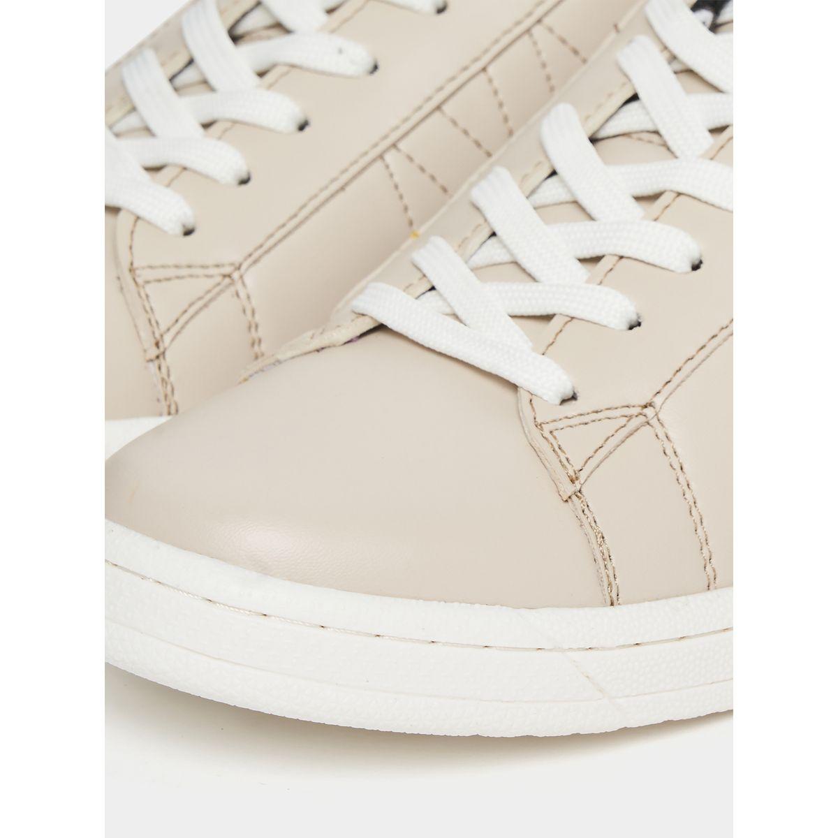 حذاء سنيكرز بتفاصيل مدروزة-men-shoes-sneakers-image-5