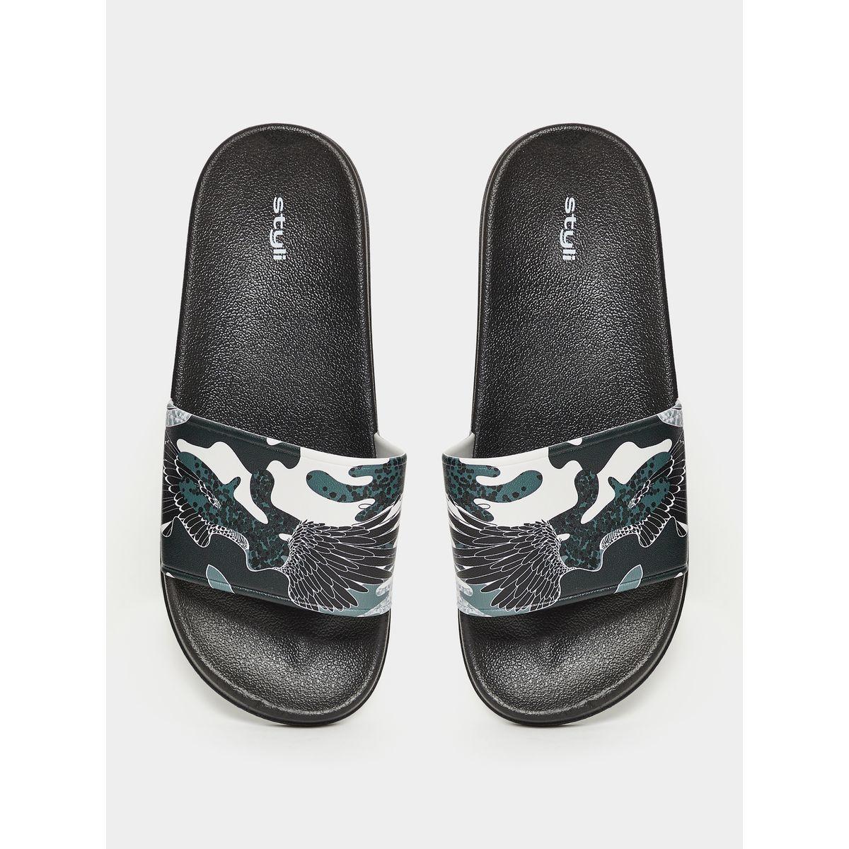 شبشب مطبع بطبعة كاموفلاج-men-shoes-flipflopsandslides-image-4