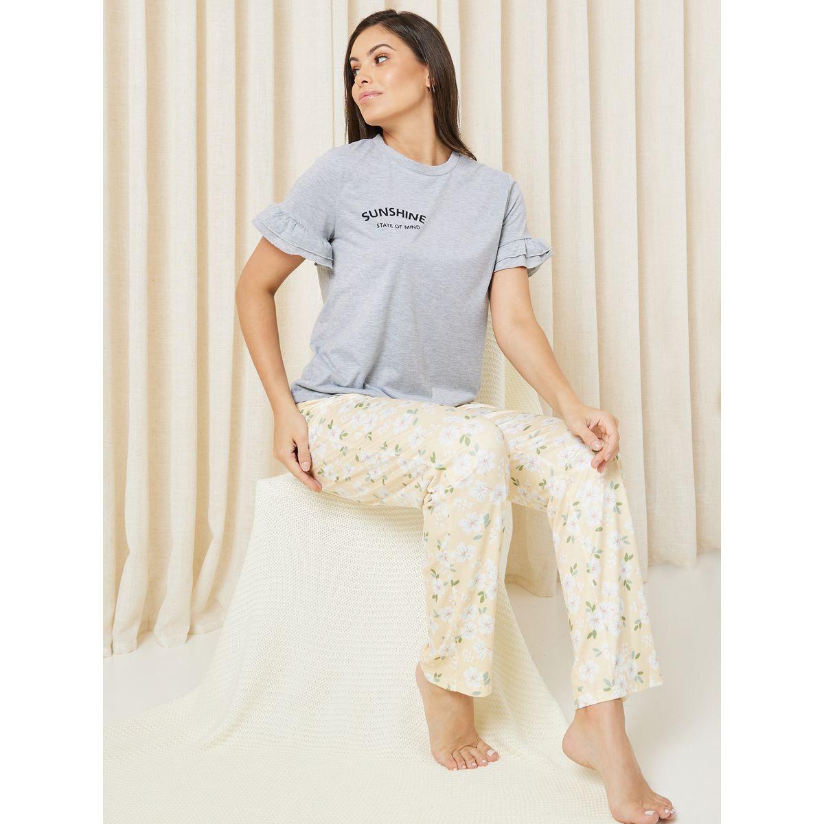 Styli Unwind Slogan Print Ruffle Sleeve T-Shirt & Floral Pyjama Set-women-clothing-nightwear-pyjamas-longsets-image-1