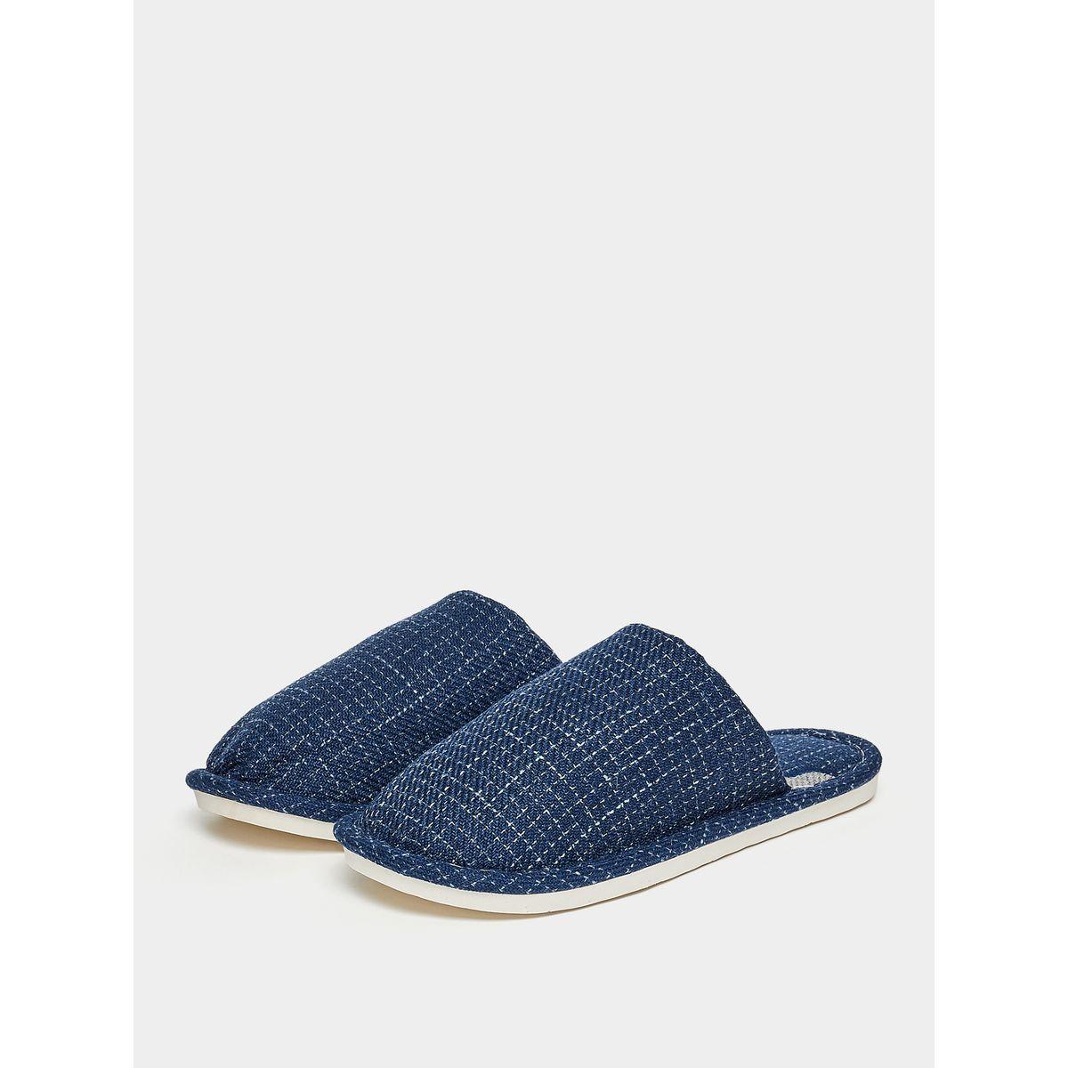 Styli Embroidery Detail Closed-Toe Bedroom Slippers-men-shoes-flipflopsandslides-image-2
