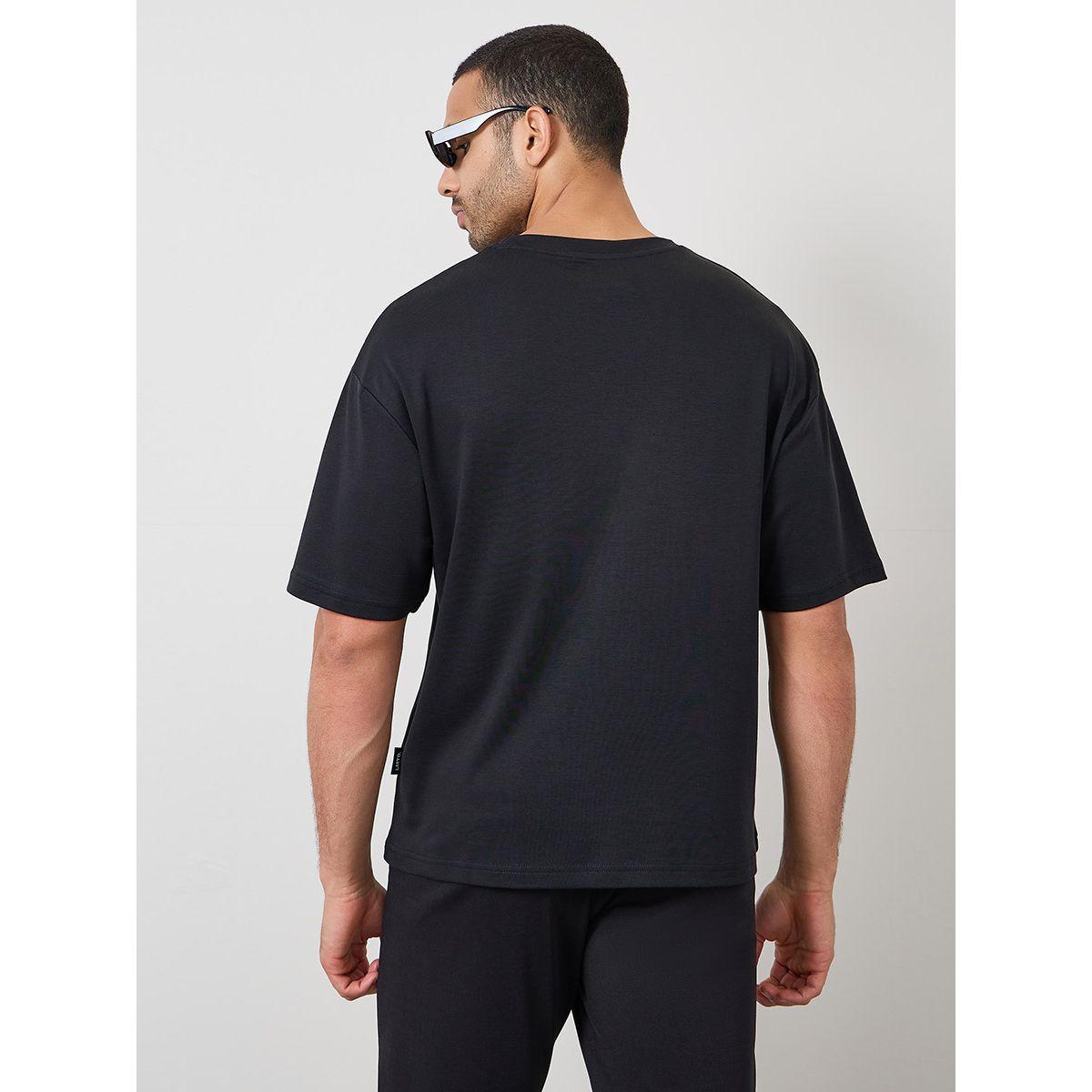 تيشيرت واسع بياقة دائرية-men-clothing-tshirtsandpolos-tshirts-image-6