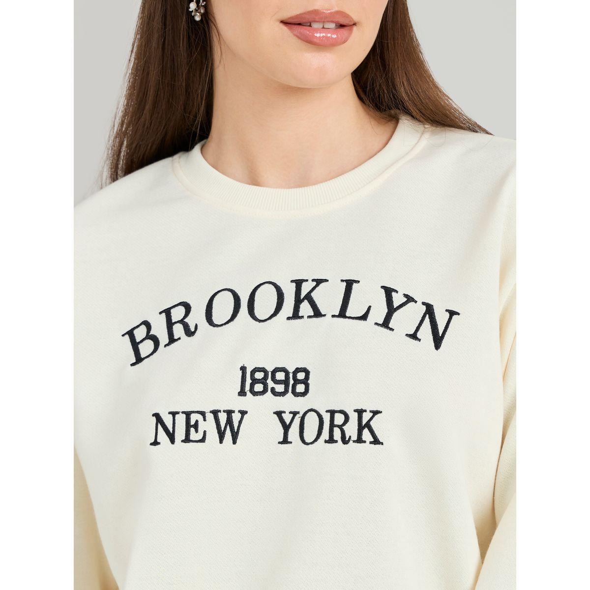 Styli Embroidered Slogan Sweatshirt & Jogger Co-Ords-women-clothing-coordsets-image-4