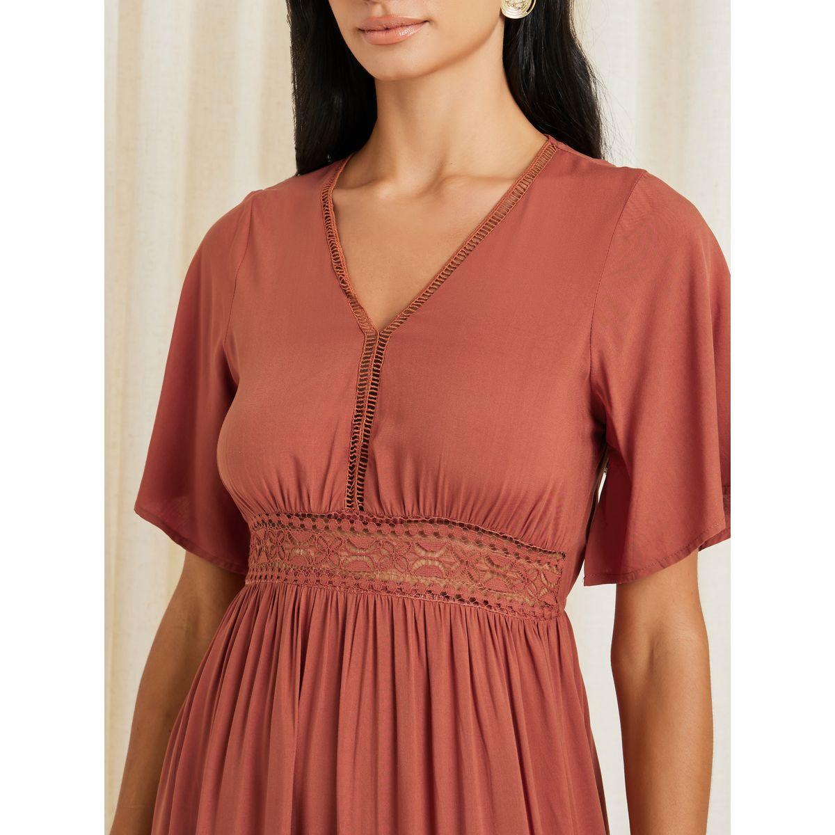 فستان طويل بكسرات ودانتيل-women-clothing-dresses-image-3